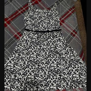 Hillard & Hanson dress size 12